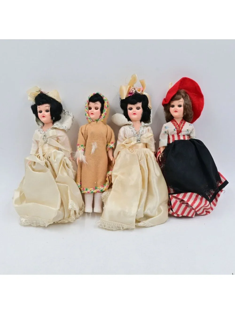Arco Gas Station Dolls Of The World Vintage 1960's Plastic Dolls